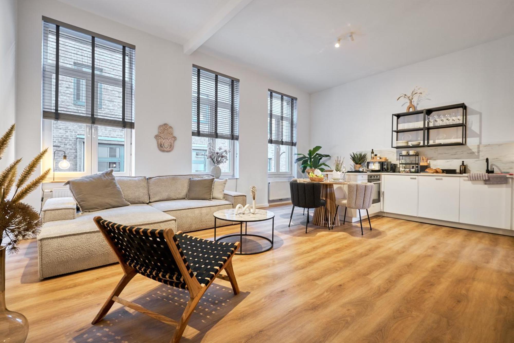 Park Avenue Apartments - Dom Mit Stil - Kueche - Parkplatz - Wlan - 65 Zoll Tv - Netflix Кёльн Экстерьер фото