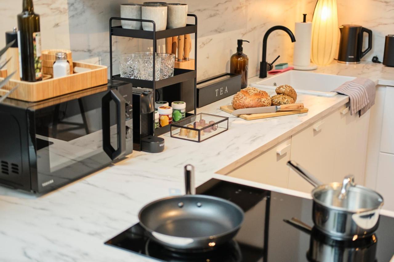 Park Avenue Apartments - Dom Mit Stil - Kueche - Parkplatz - Wlan - 65 Zoll Tv - Netflix Кёльн Экстерьер фото