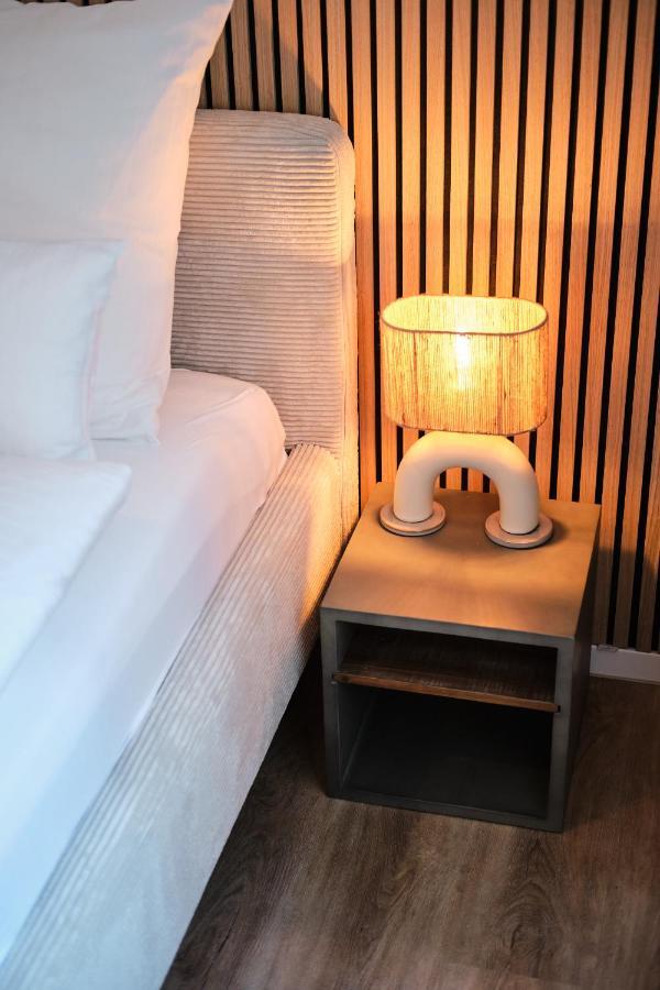 Park Avenue Apartments - Dom Mit Stil - Kueche - Parkplatz - Wlan - 65 Zoll Tv - Netflix Кёльн Экстерьер фото