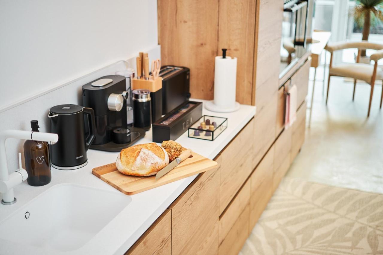 Park Avenue Apartments - Dom Mit Stil - Kueche - Parkplatz - Wlan - 65 Zoll Tv - Netflix Кёльн Экстерьер фото