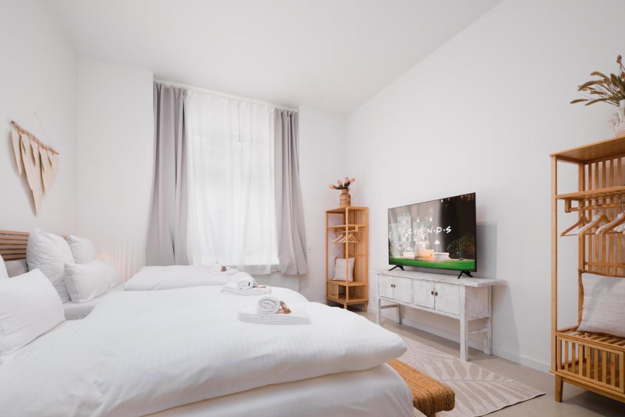 Park Avenue Apartments - Dom Mit Stil - Kueche - Parkplatz - Wlan - 65 Zoll Tv - Netflix Кёльн Экстерьер фото